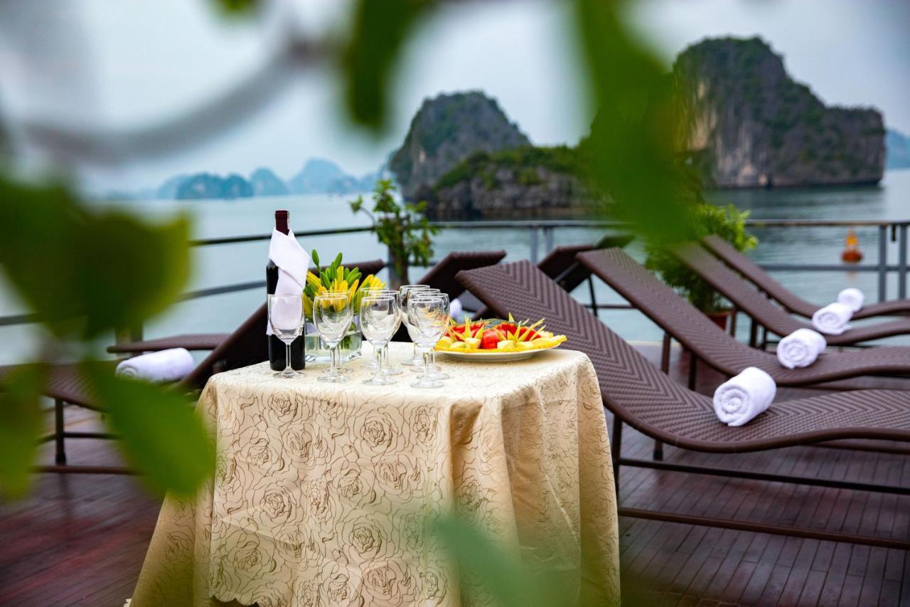 Hotel Seasun Boutique Cruise Ha Long Exterior foto